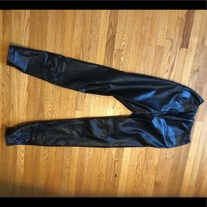 EUC XS Aritzia Wilifred Free vegan black leather leggings